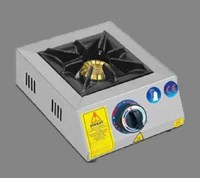 32x27 cm ölçülerinde paslanmaz çelik gövdeli mini set üstü ocak. Döküm üst ızgaralı, tek gözlü, 9,70 KW gücünde ve LPG (tüp) ile çalışan profesyonel pişirme ünitesi. Ofis tipi ve küçük mutfaklar için uygun kompakt sanayi tipi ocak.